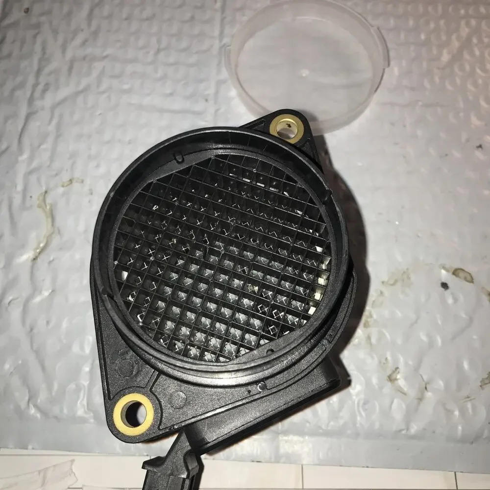 0280218002 Mass Air Flow Sensor MAF For 2000-2001 Audi A4 TT VW 1.8 2.0L NWOB